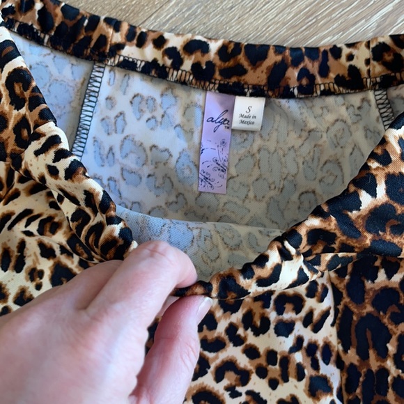 New leopard print skater skirt from francescas - Picture 5 of 8